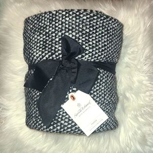 Vintage Hearth and Hand with Magnolia Throw